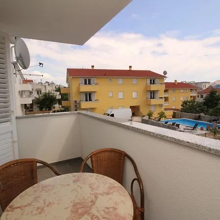 In Mit Eigenem Balkon Apartment