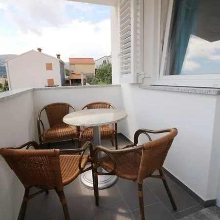 In Mit Eigenem Balkon Appartamento Baška