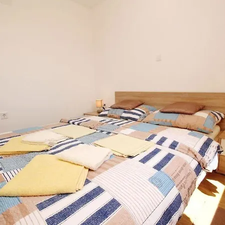 In Mit Eigenem Balkon דירה באסקה